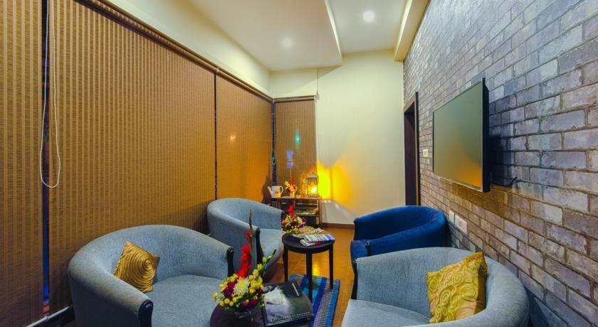Casa Broadway-A Boutique Hotel Calcutta  Esterno foto