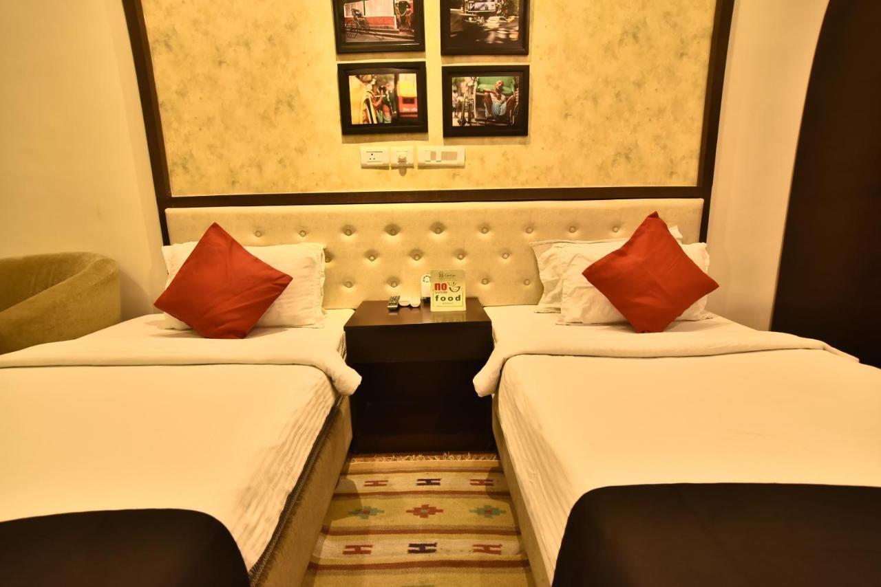 Casa Broadway-A Boutique Hotel Calcutta  Esterno foto